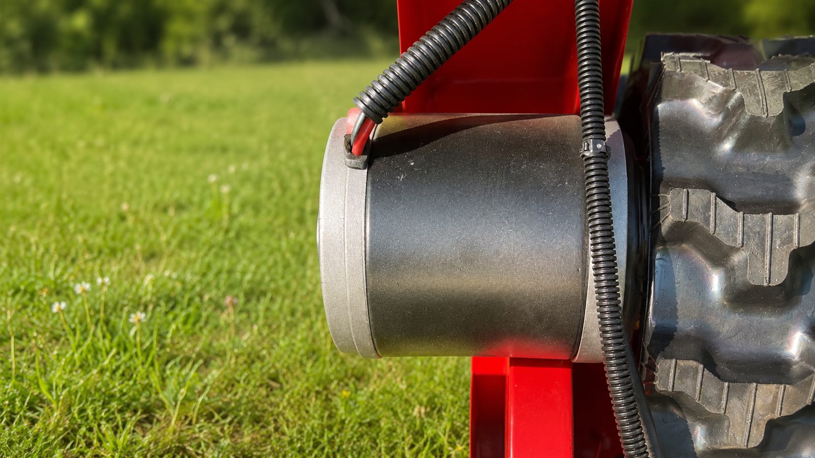 KORVA SH-550J remote mower drive motor detail