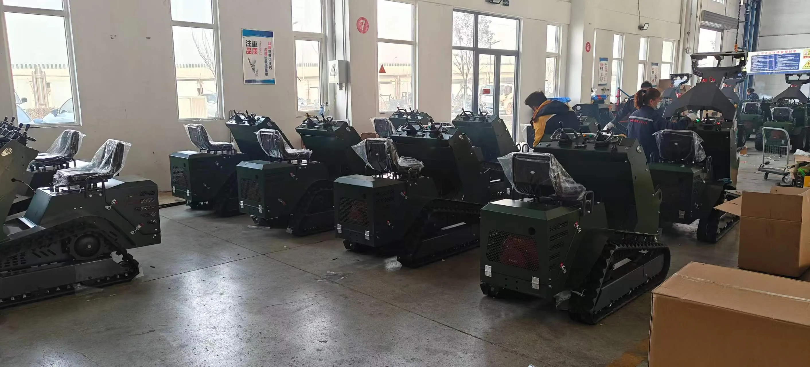 KORVA S490 ride-on wheel mini skid steer loader ready for overseas delivery after packing