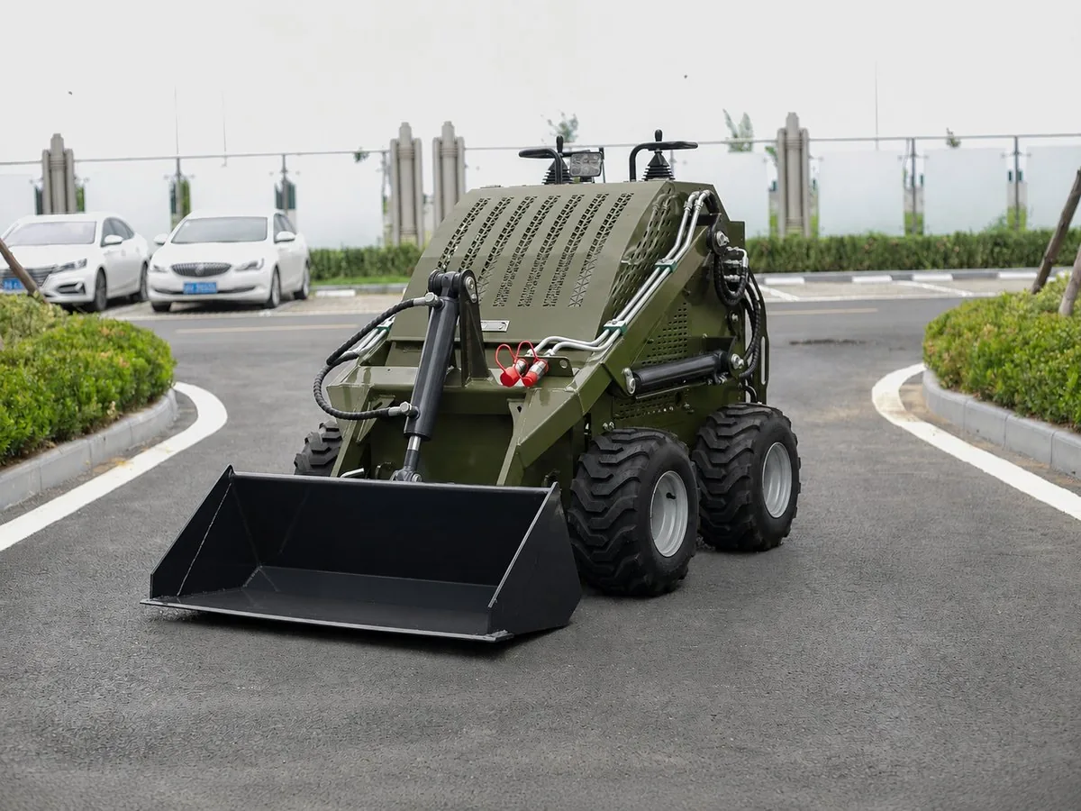 Green customized KORVA S460 wheel mini skid steer loader for farm material handling