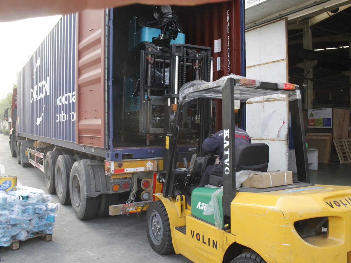 KORVA T12 mini excavator container loading for international shipment