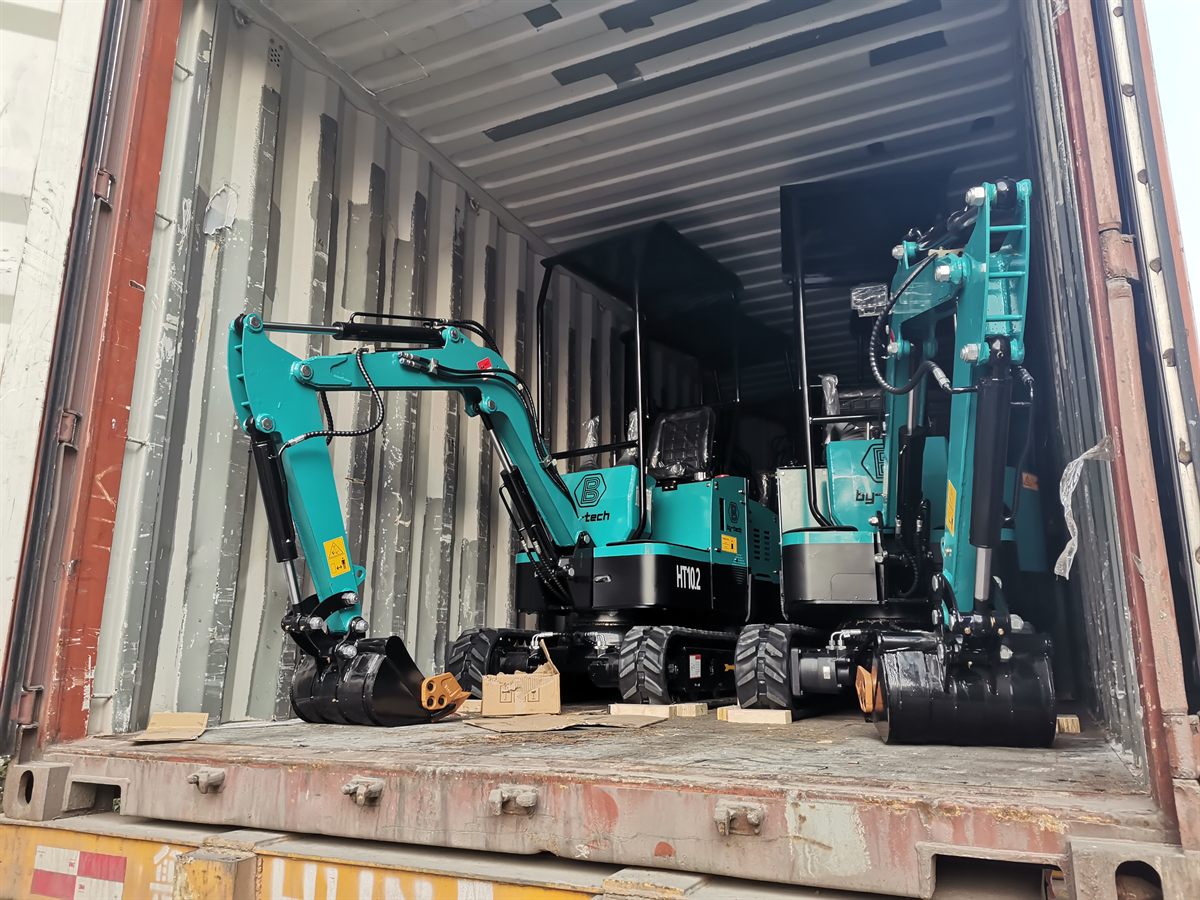 KORVA T18 mini excavator container loading for international shipment